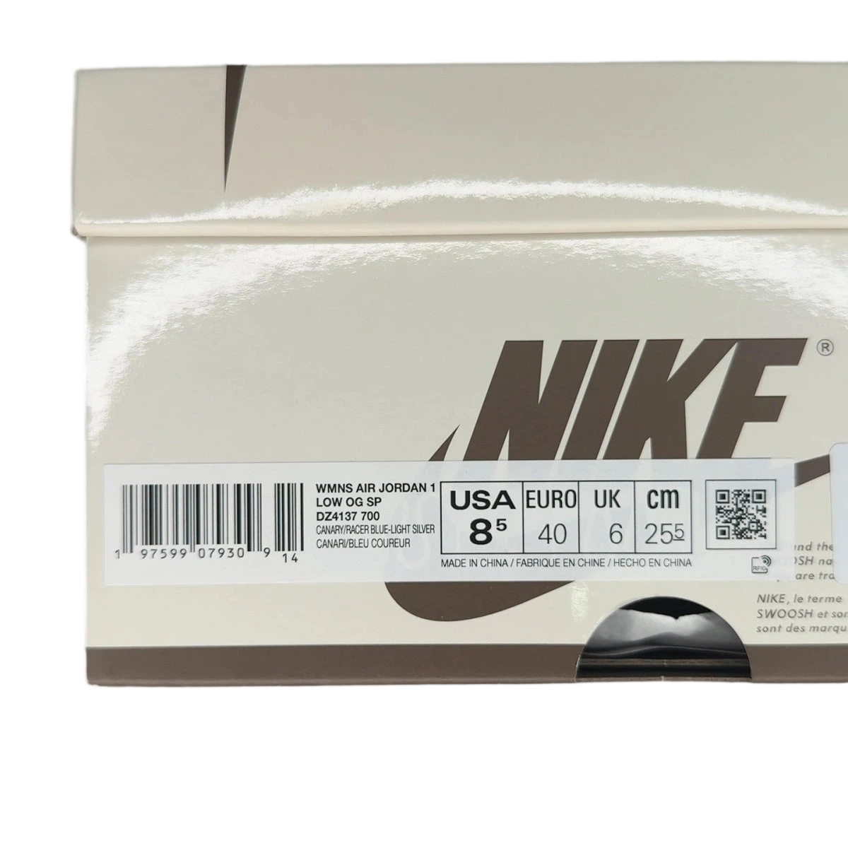 Jordan 1 Retro Low OG SP Travis Scott Canary (Size 7)