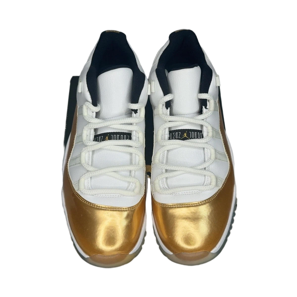 Jordan 11 Retro Low Closing Ceremony (Size 9)