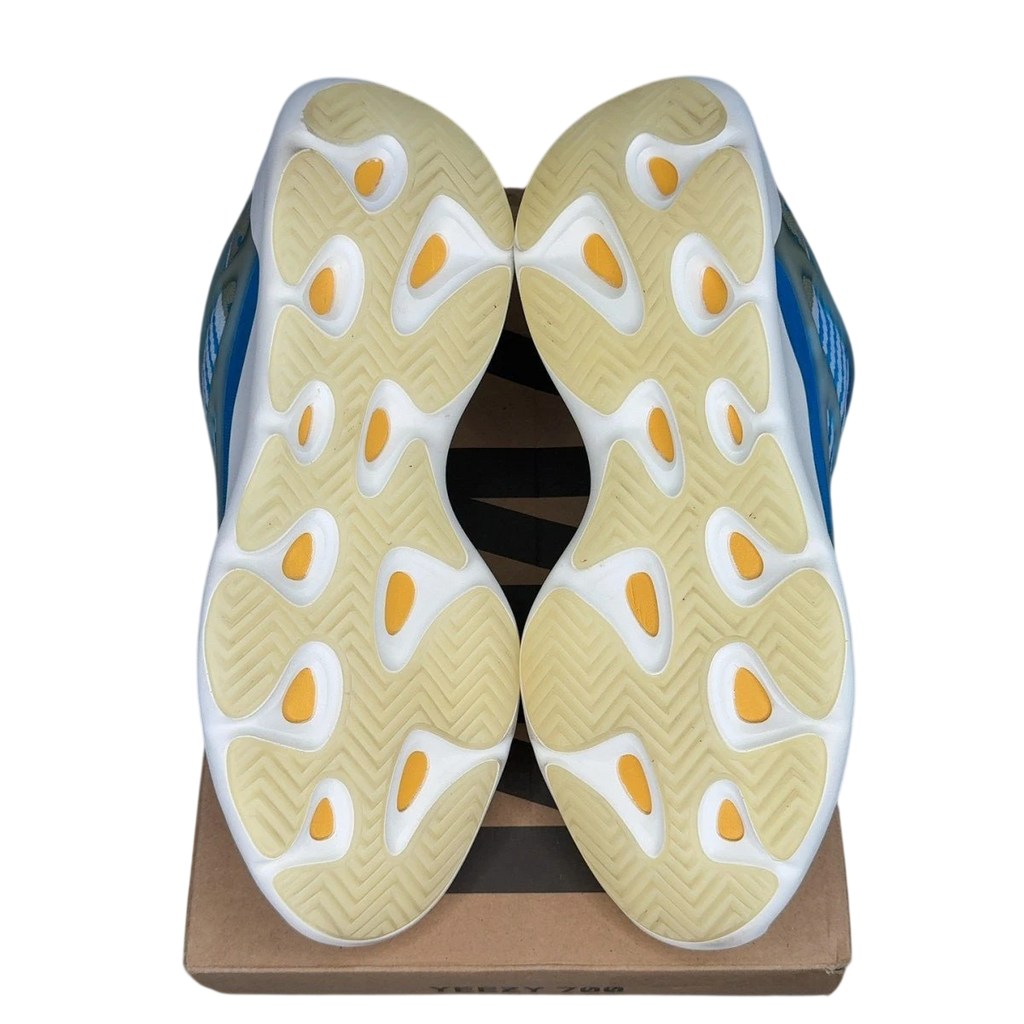 adidas Yeezy 700 V3 Arzareth 12.5 (Pre-Owned)