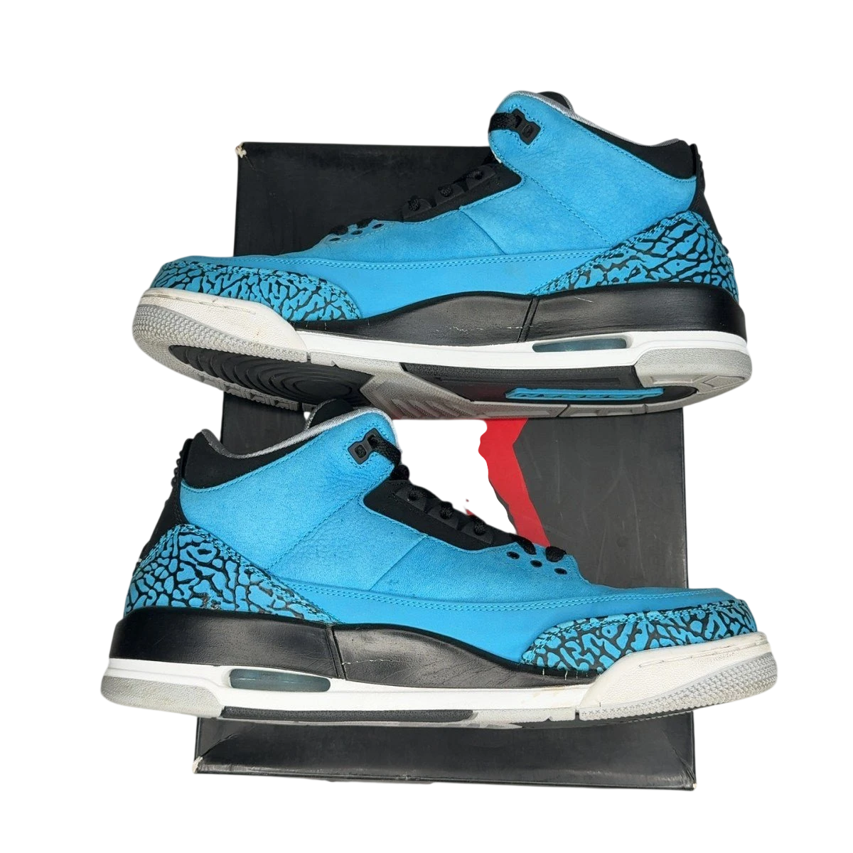 Jordan 3 Retro Powder Blue (Size 11)