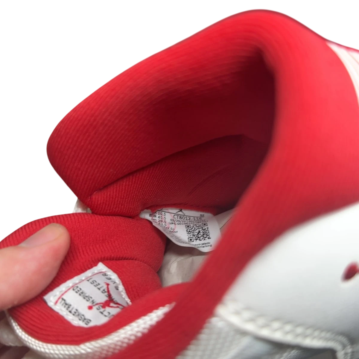 Jordan 11 Retro Cherry (2022) (Size 11.5)