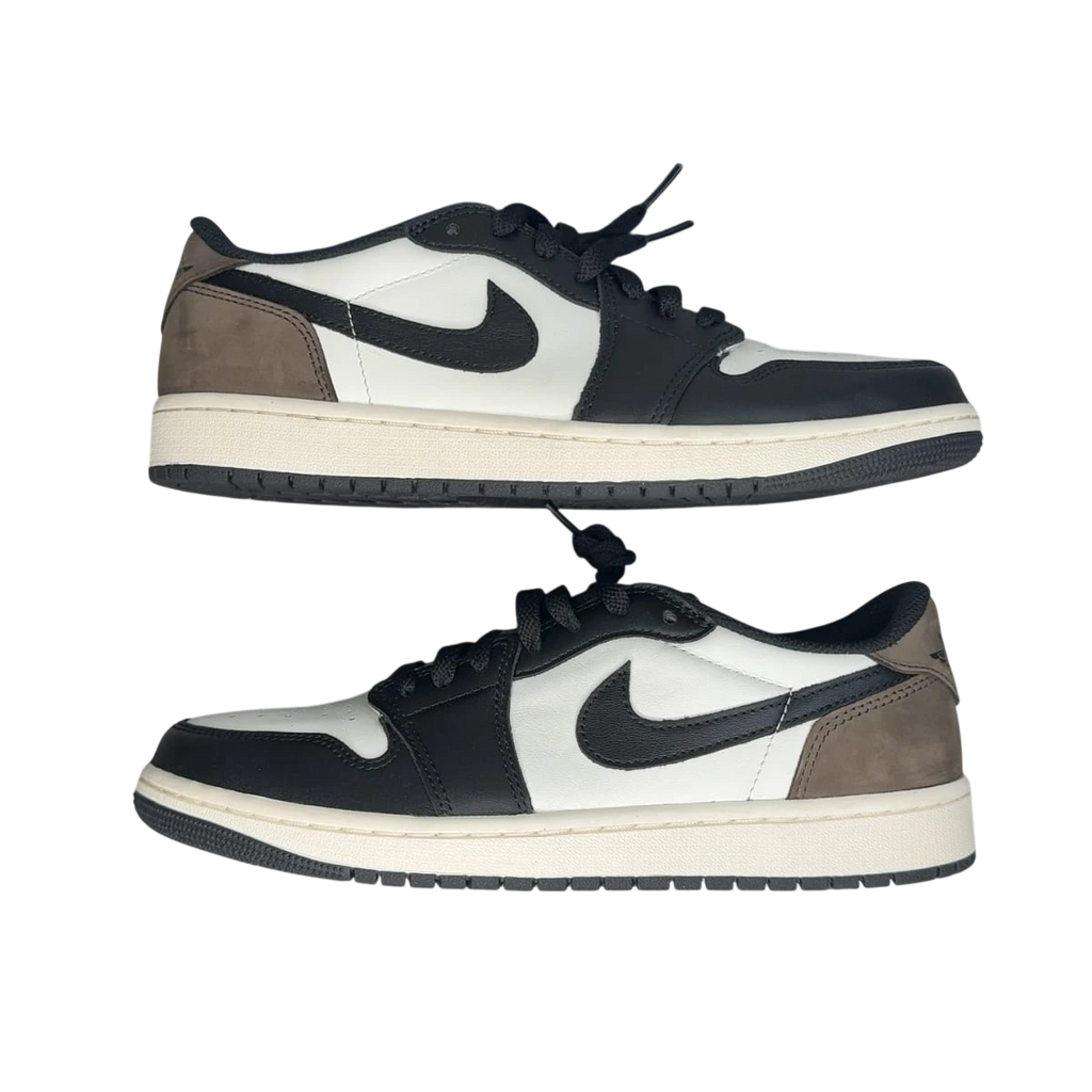 Jordan 1 Retro Low OG Mocha 9 (Size 9)