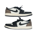 Jordan 1 Retro Low OG Mocha 9 (Size 9)