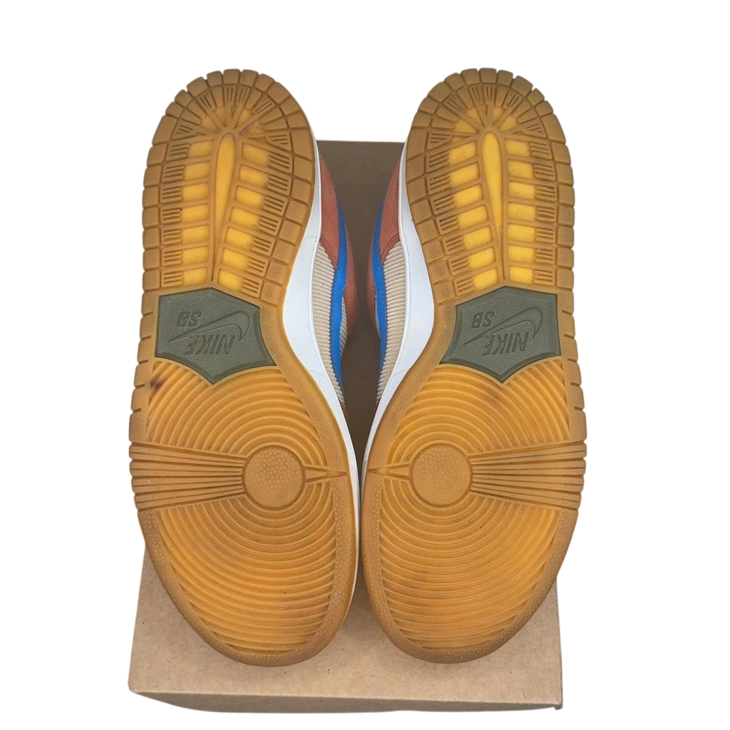 Nike SB Dunk Low Corduroy Dusty Peach 10.5 (Size 10.5)