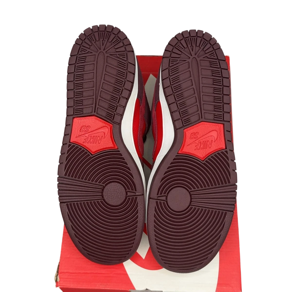 Nike SB Dunk Low Cherry (Size 9)