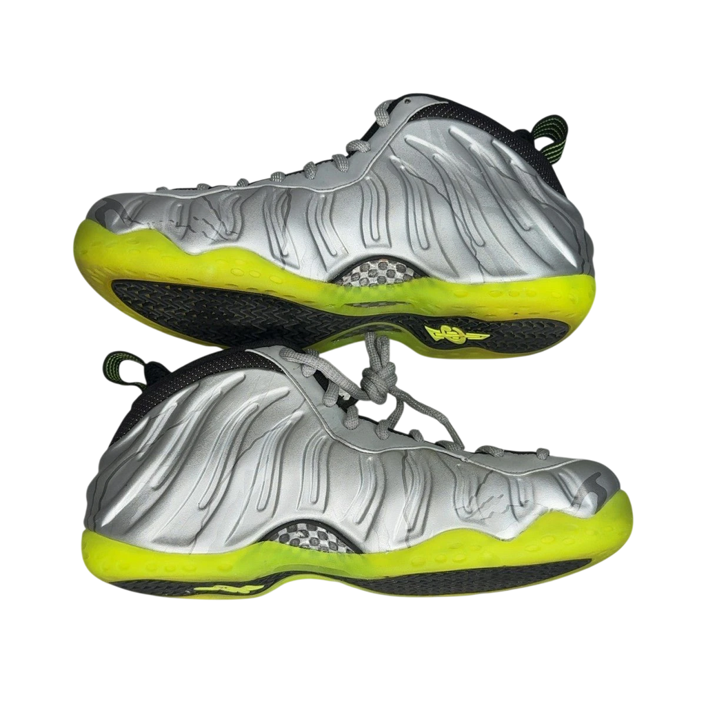 Nike Air Foamposite One Silver Volt Camo (Size 9)