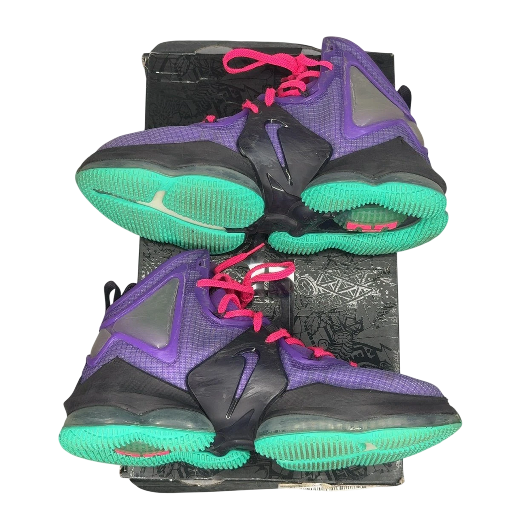 Nike LeBron 19 DJ Bron (Size 10)