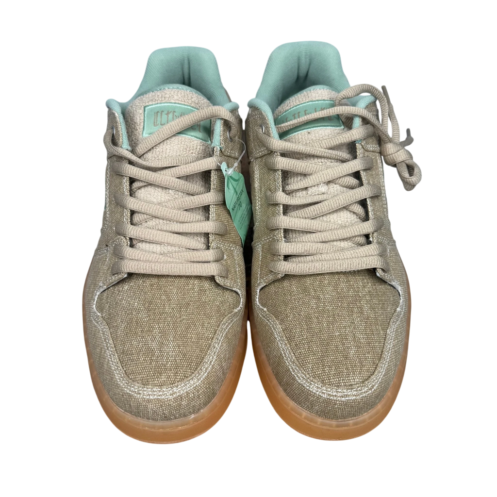 DC x Star Wars Baby Yoda Manteca 4