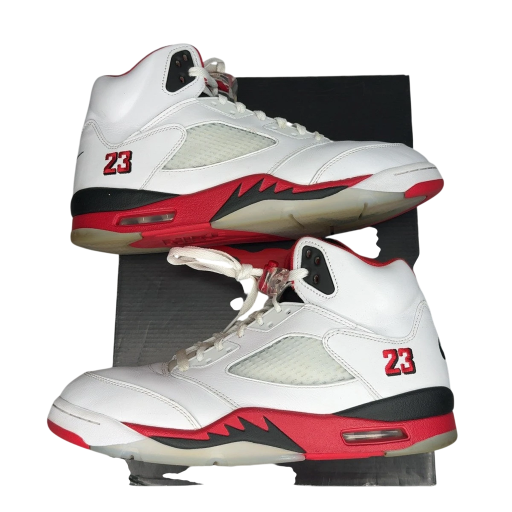 Jordan 5 Retro Fire Red Black Tongue (2025) (Size 11)