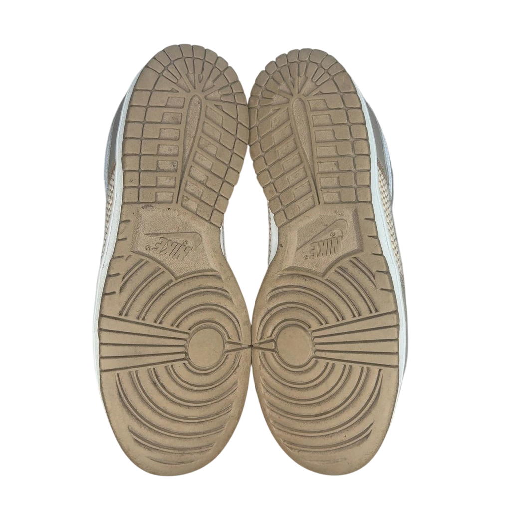Nike Dunk Low (Size 9)