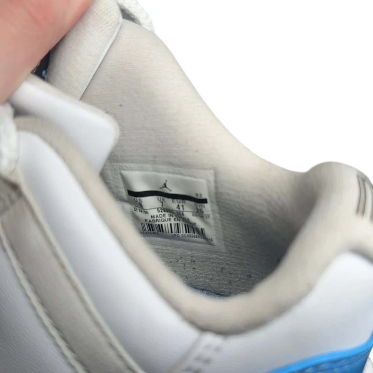 Jordan 11 Retro Low University Blue (2017) (Size 8)