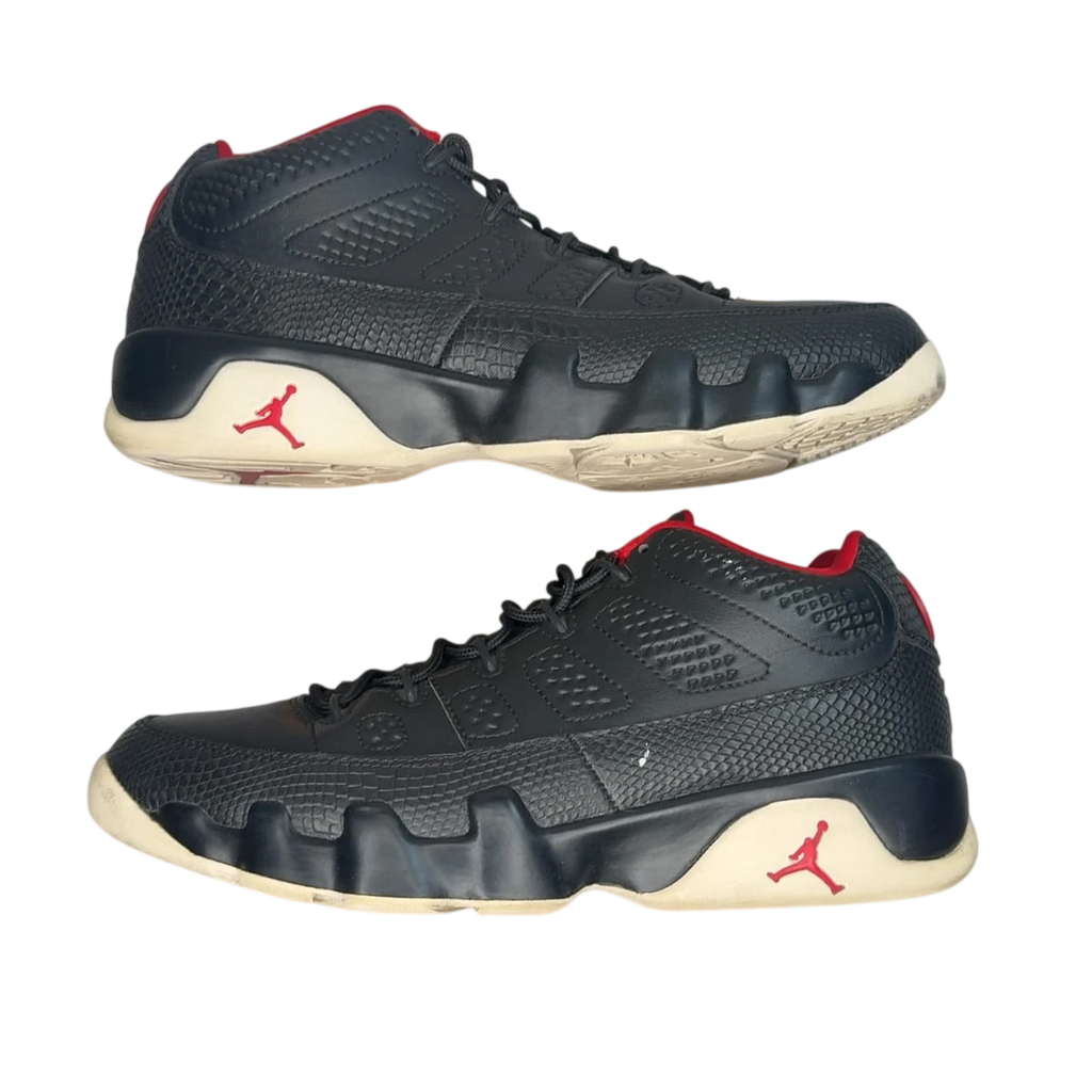 Jordan 9 Retro Low Snakeskin (Size 8)